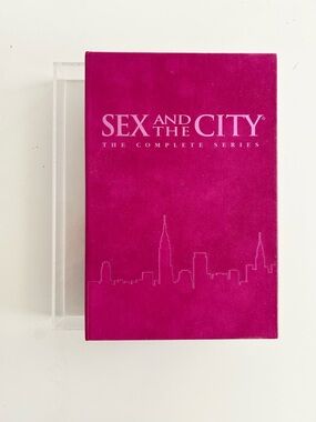 Sex and the City: The Complete Series - Pink Collector's Box Set